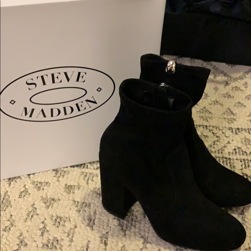 Steve Madden Gaze Bootie